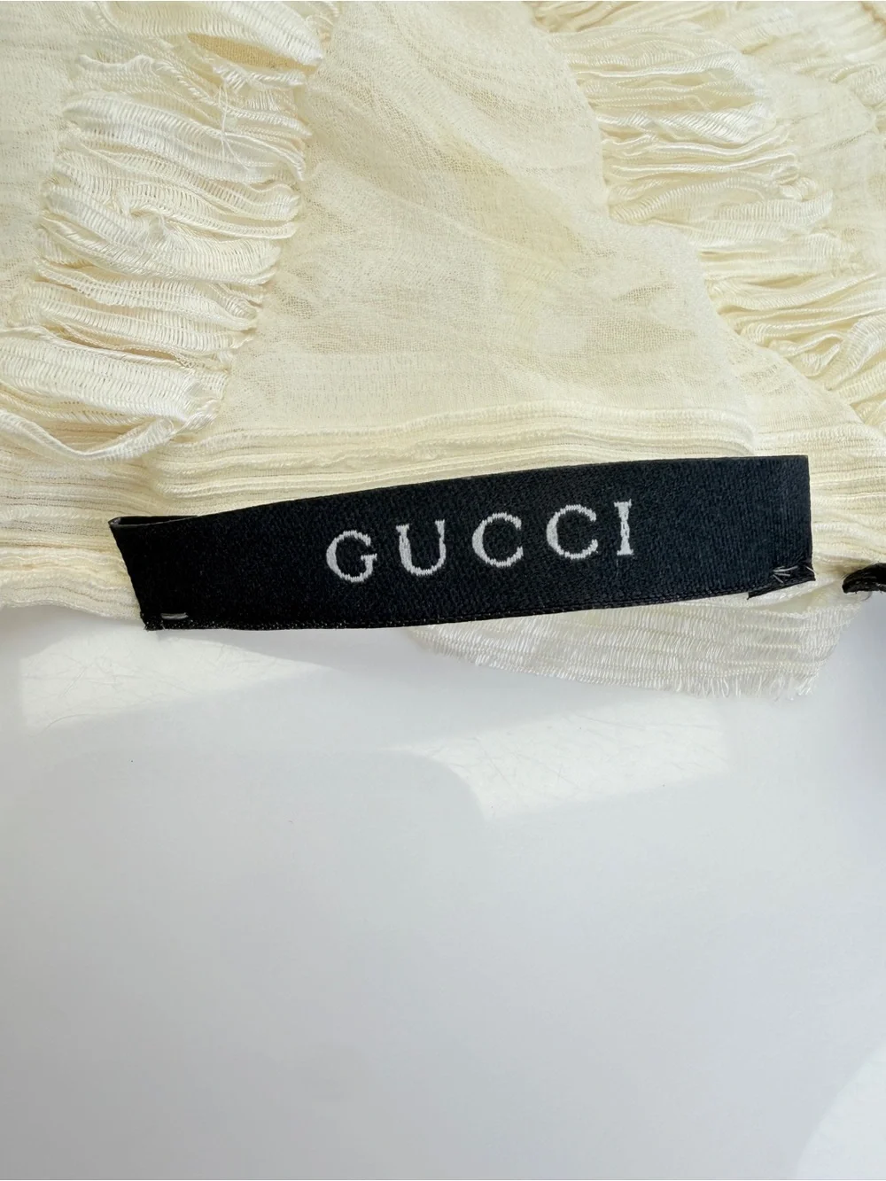 Gucci Silk Shawl Scarf Pleated Ivory